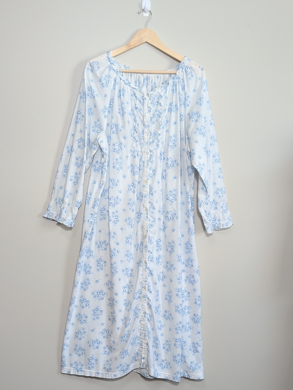 Vtg Cottagecore Long Floral Nightgown MED Blue & White Prairie Romantic Ruffle